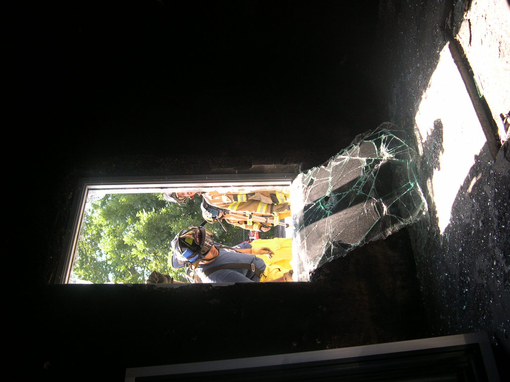1996 GlassLock blast test window 7
